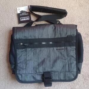 Samsonite Quadrion Business Messenger Bag Professional Laptop Shoulder Bag Black